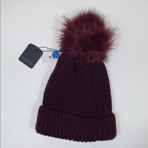 burgundy winter hat